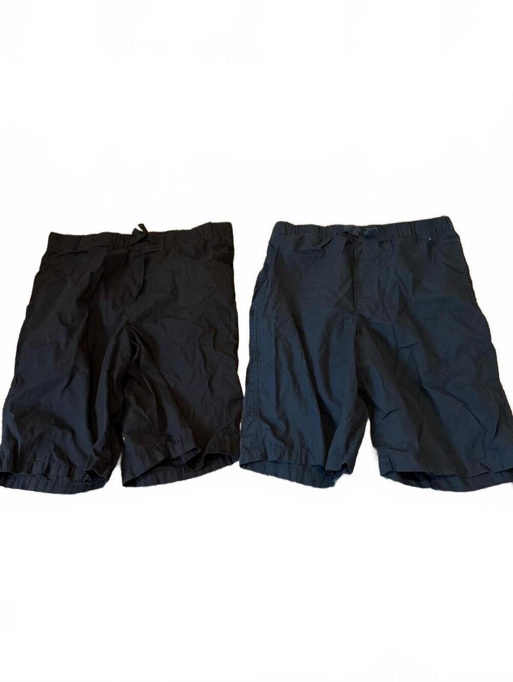 H&M Black and Navy Shorts Size US 20 - Lot of 2